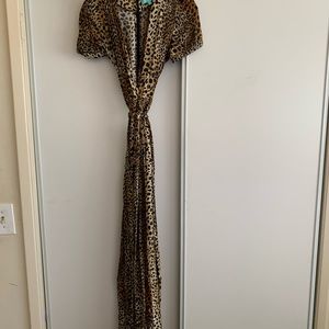 Melissa Odabash leopard pool cover.